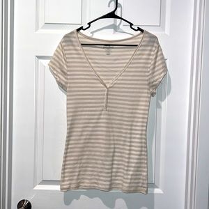Old Navy Large Henley T